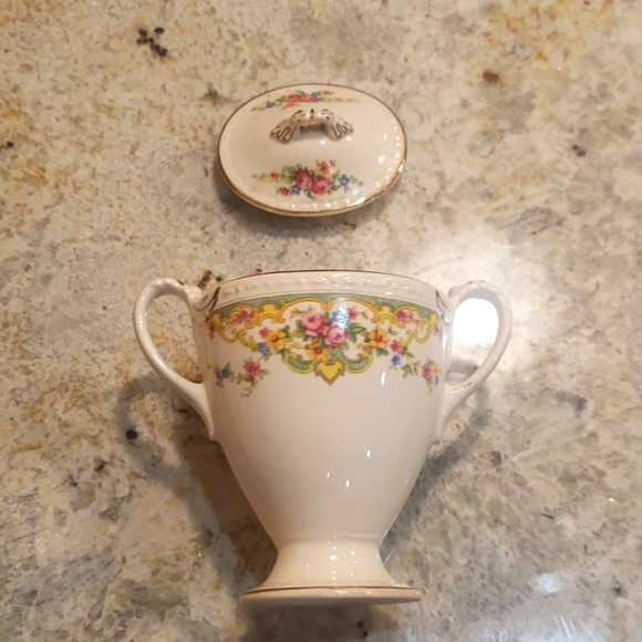 Floral Sugar Bowl With Lid - Picture 4 of 12